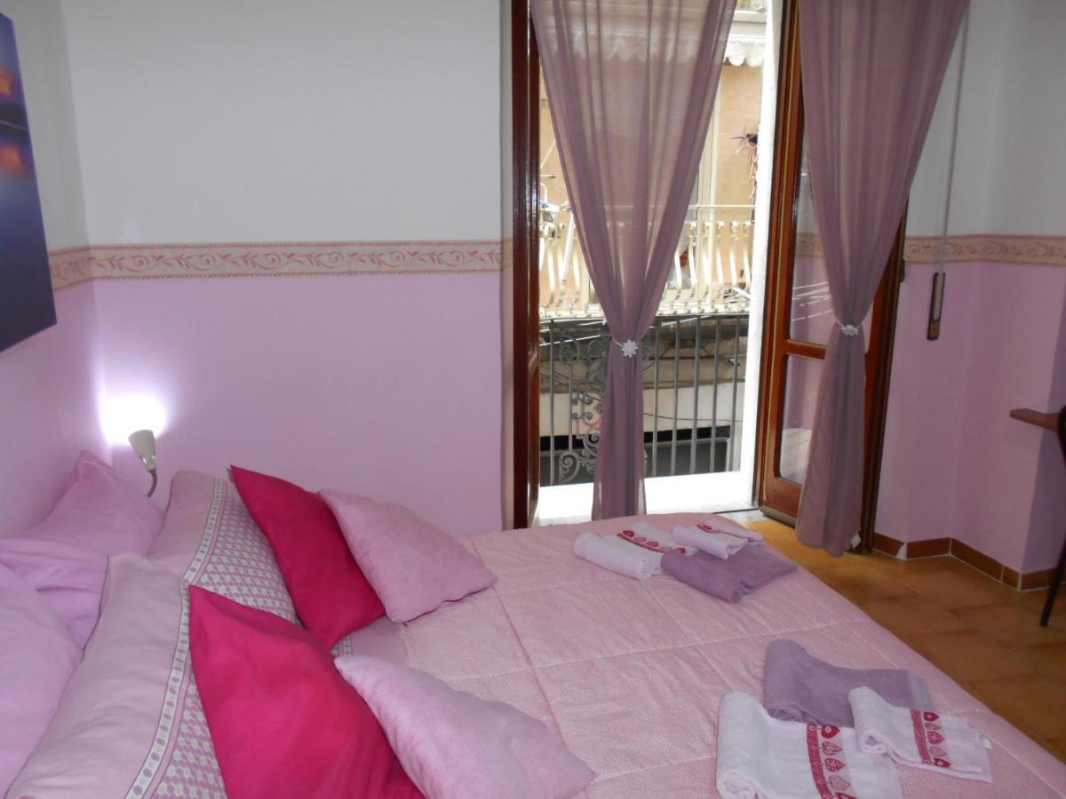 Robby'S House Bed & Breakfast Vico Equense Exterior foto