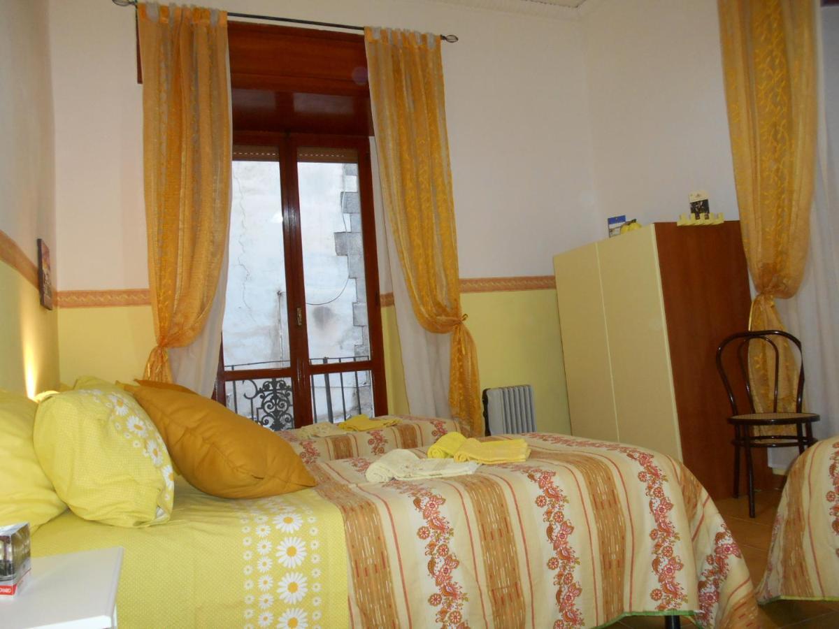 Robby'S House Bed & Breakfast Vico Equense Exterior foto