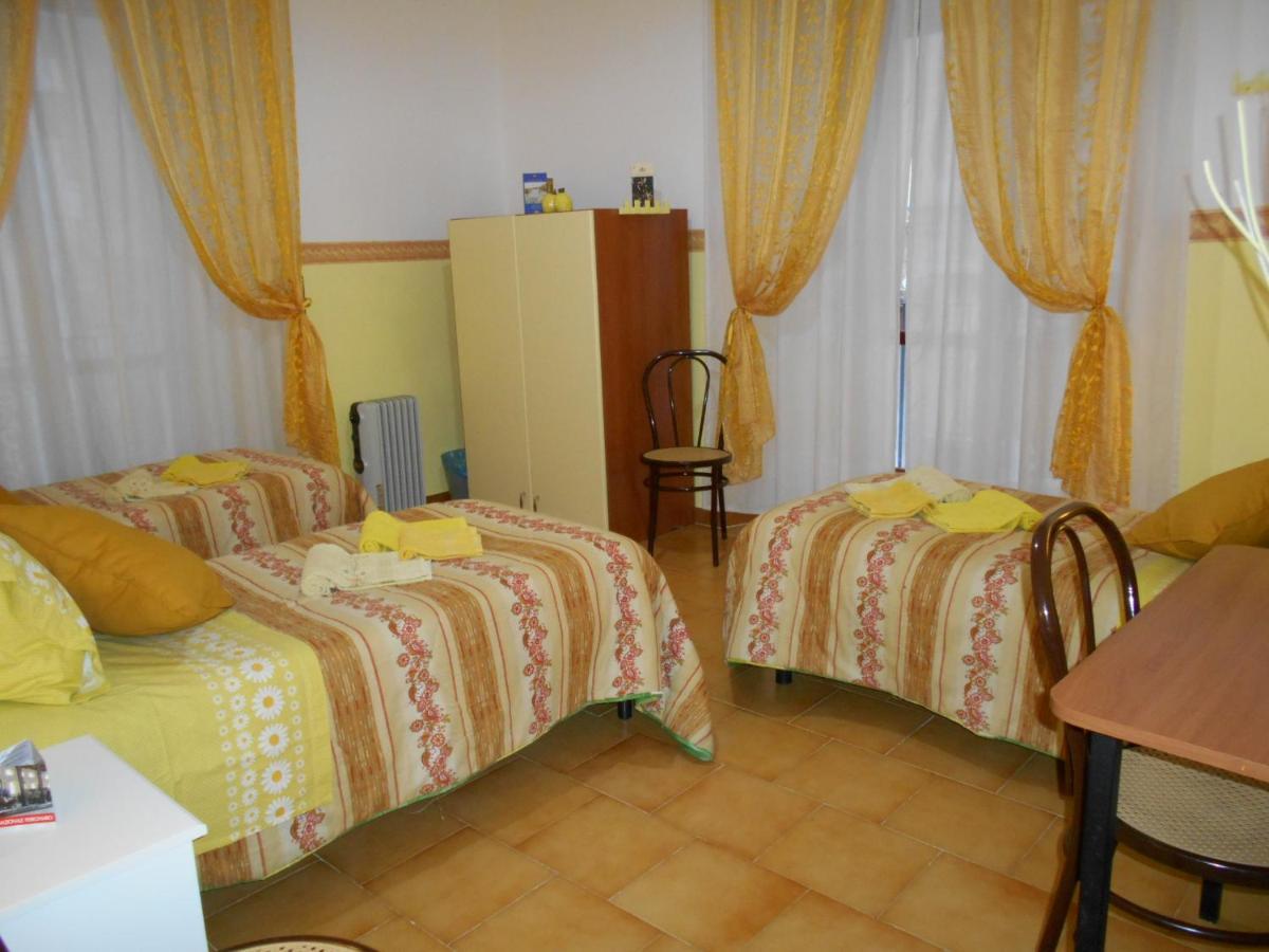 Robby'S House Bed & Breakfast Vico Equense Exterior foto